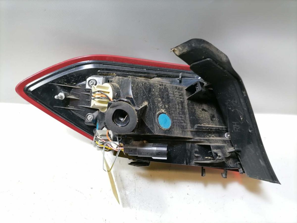 Ford Fiesta MK7 original Rücklicht Rückleuchte Schlussleuchte rechts außen 5-Türer Bj.2019